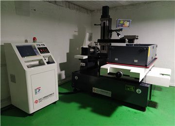 線切割機(jī)床的安全操作規(guī)程-仁光智能 線切割機(jī)床的安全操作規(guī)程-仁光智能