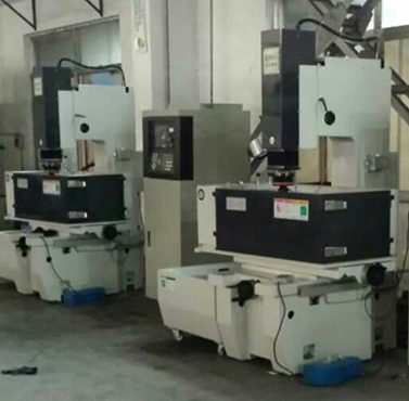 鏡面火花機(jī) 鏡面火花機(jī)