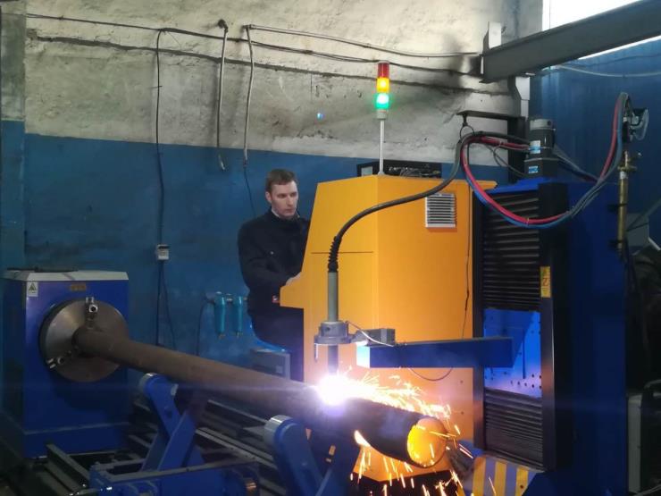 線切割機(jī) 線切割機(jī)